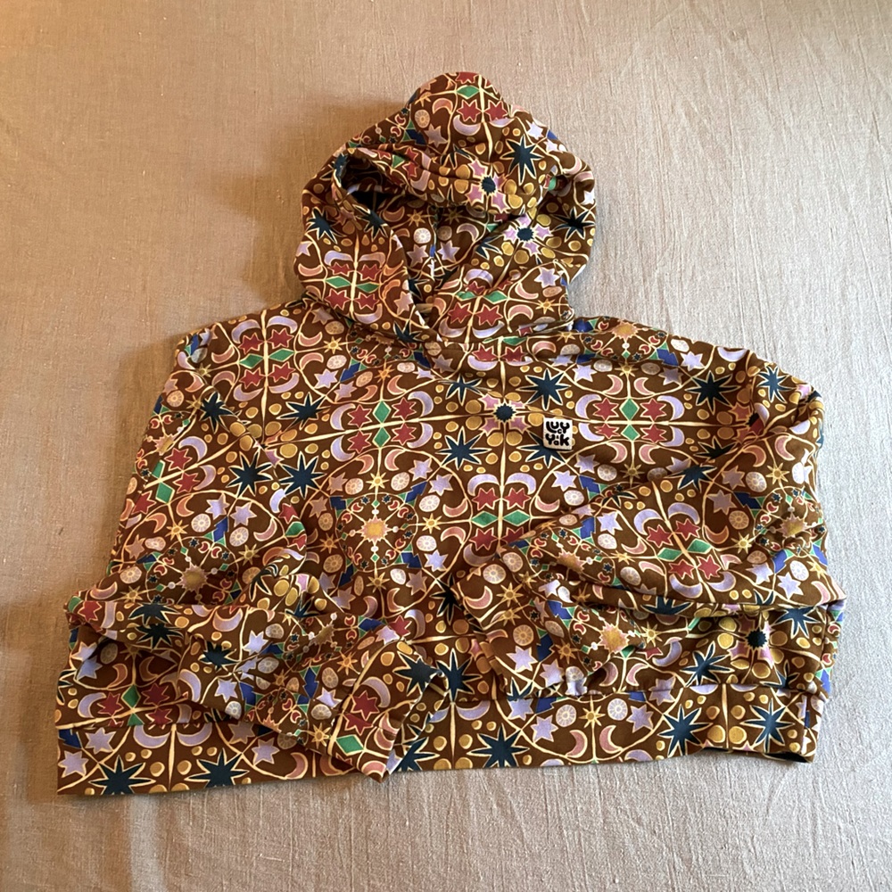 Lucy and Yak Cropped Hoodie Lisbon Print 2X NWOT